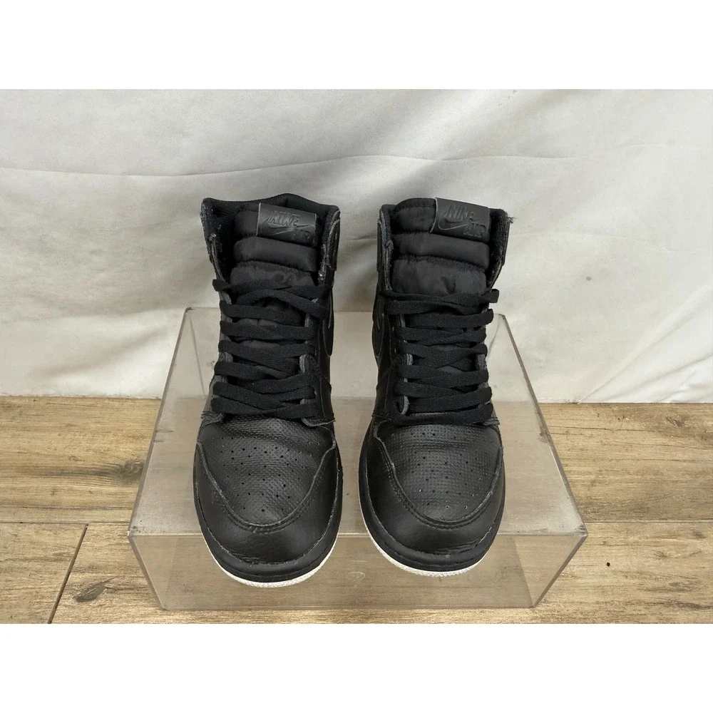 Nike Air Jordan 1 Retro High Triple Black Kids Shoes 575441-002 Size 6Y
